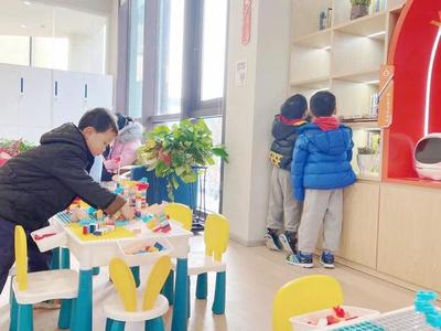 枫林邻里汇全新升级，托育服务“万能宝盒”温暖上线